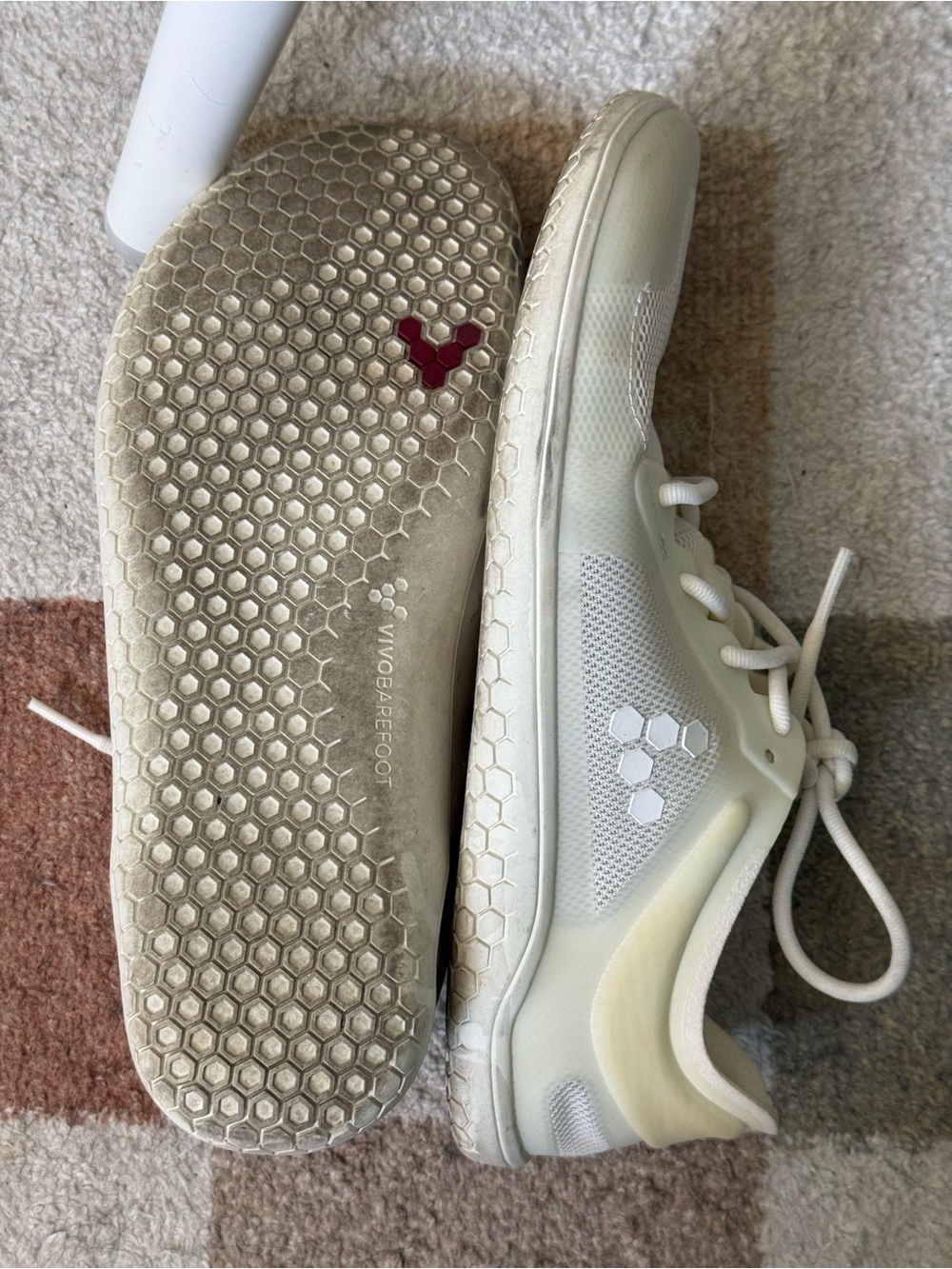 Vivo barefoot white sneakers - Picture 3 of 5